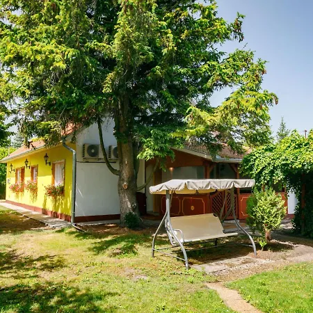 Dom wakacyjny Julia By Interhome