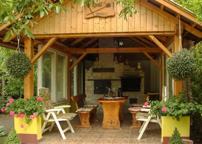 Dom wakacyjny Julia By Interhome Balatonfenyves