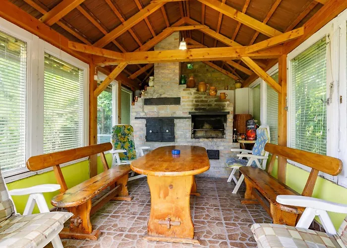 Julia By Interhome *