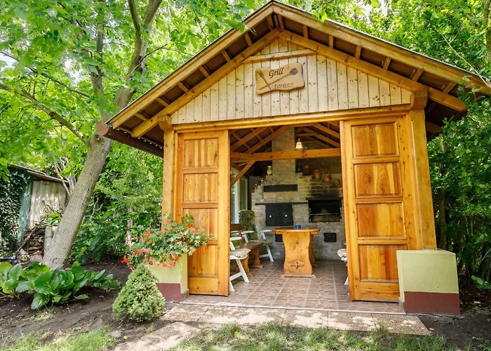 Julia By Interhome Dom wakacyjny Balatonfenyves